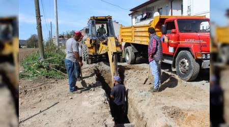 Arifiye'de Yamur Suyu Kanal almalar