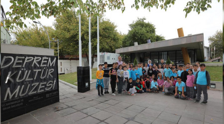 Deprem Müzesi'nde Afet Eğitimi Aldılar