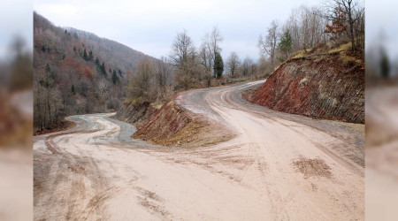 Pamukova'da yollar geniliyor