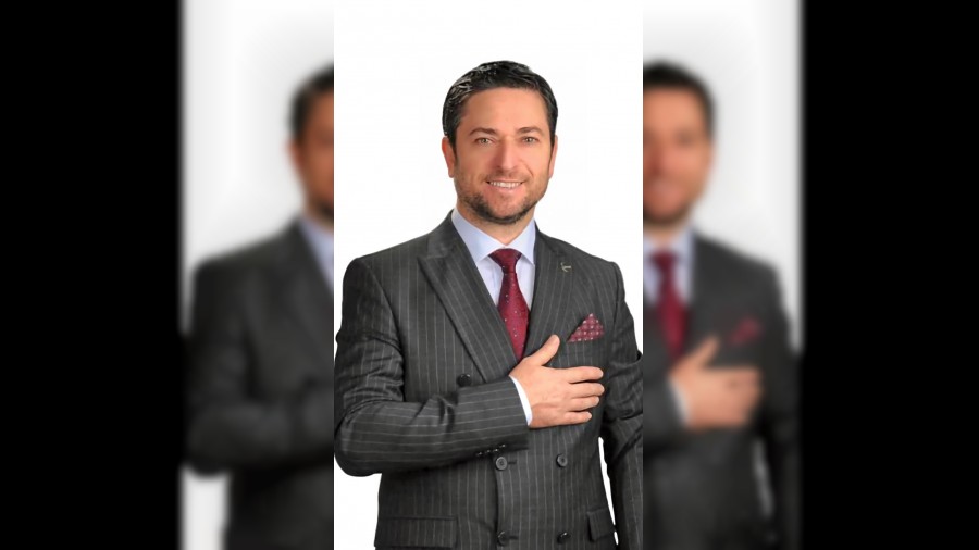 Sel�uk �i�ek, Yeniden Refah Partisi Sakarya �l Ba�kan adayl���n� a��klad�