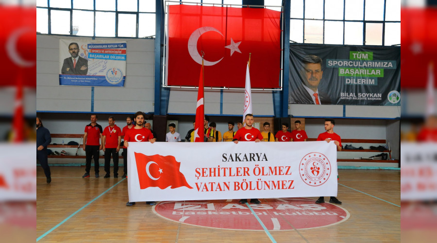 Hokeyde İlk Gün Müsabakaları Tamamlandı