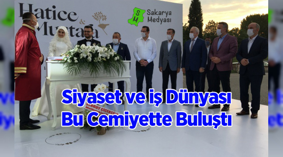 MUSTAFA �ZT�RK D�NYA EV�NE G�RD�