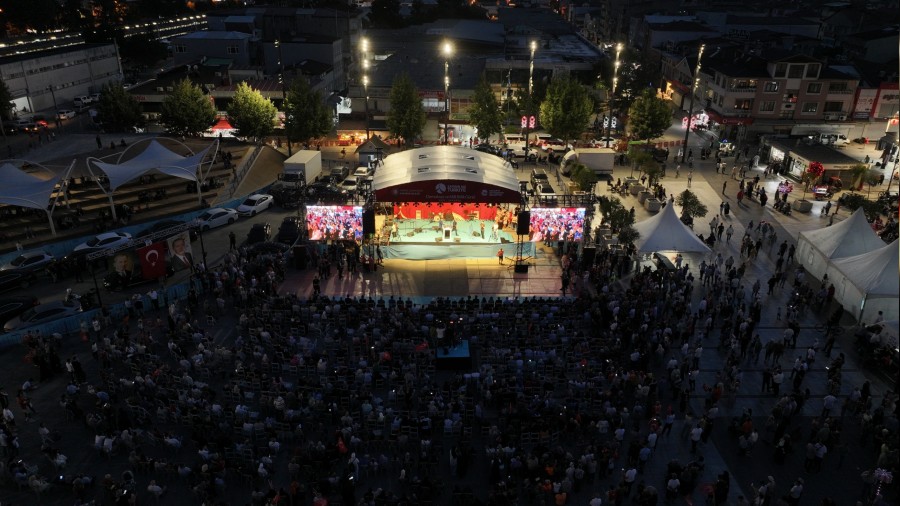 “O gece dünya, inananların vatan uğruna neler yapabileceğini izledi”