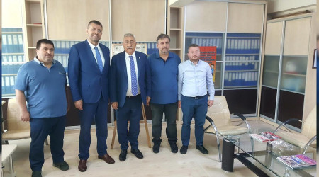 BAKKALLARA GENEL BAKAN ZYARET