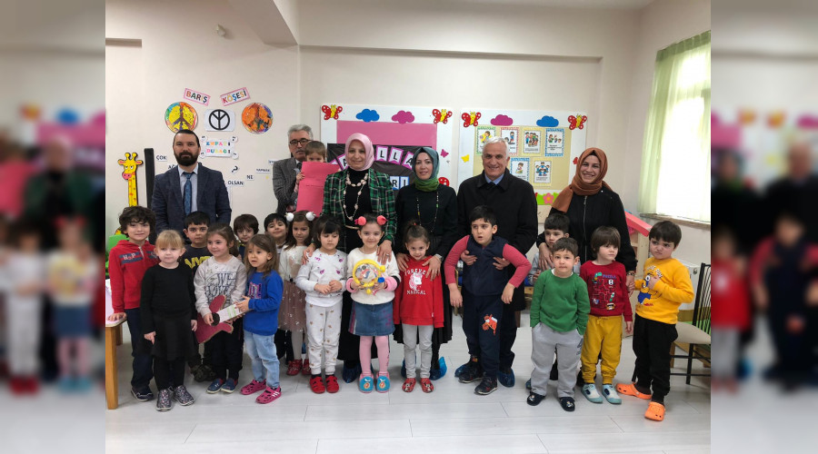 ocuklar Sevindiren Ziyaret