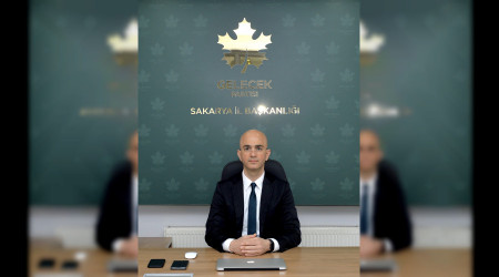 Serbes: Süslü laflara bakmayın maalesef ülke uçuruma sürükleniyor