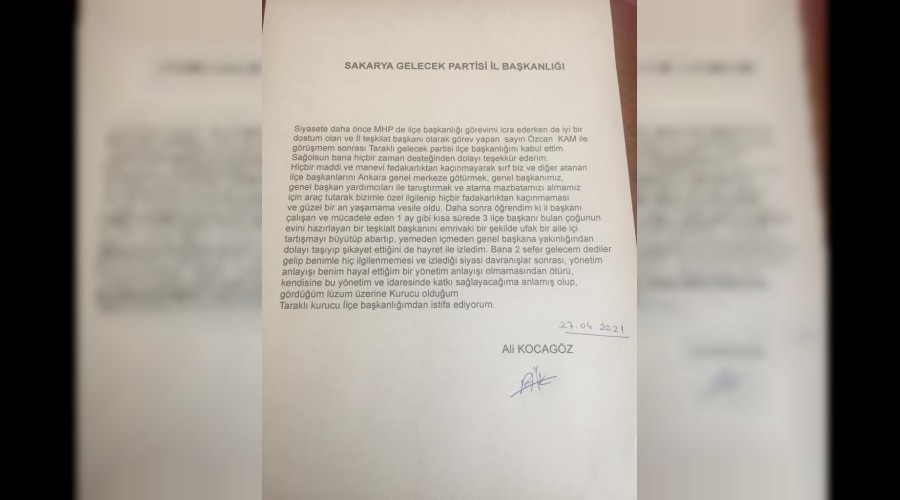 Sakarya Gelecek Partisi'nde stifa depreme