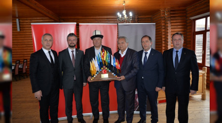 KIRGIZSTAN HEYET HENDEK'TE