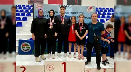 Yenihayat Spor Kulb Para Masa Tenisi sporcusundan tarihi baar.