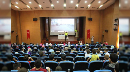 Arifiye ?de Yaz Kuran Kursu rencilerine Trafik Eitimi verildi.