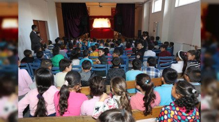 ocuklar in Hijyen Eitimi'nde Iksu le Elenceli Anlar