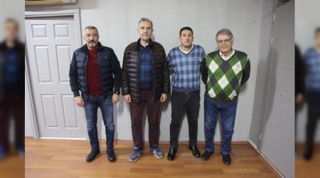 Bursaspora Sakaryal Sportif Direktr geliyor