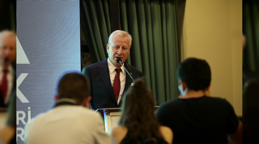 Sakarya Fuar� kap�lar�n� a��yor