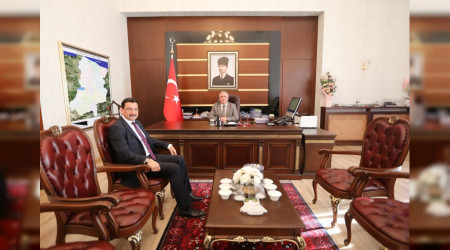 Bykehir Belediyesi Genel Sekreteri Ak'tan Vali Nayir'e Ziyaret