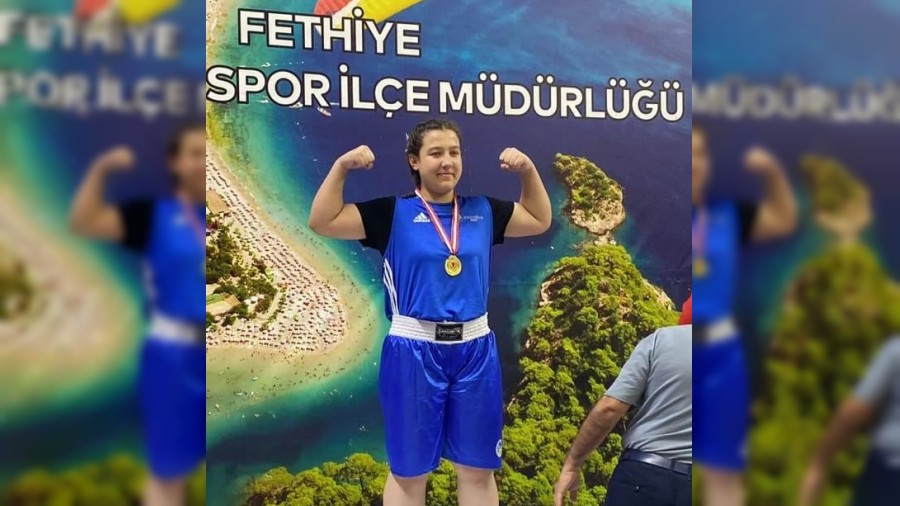 Fethiyede Yldz Erkekler ve Kadnlar Ferdi Trkiye Boks ampiyonas