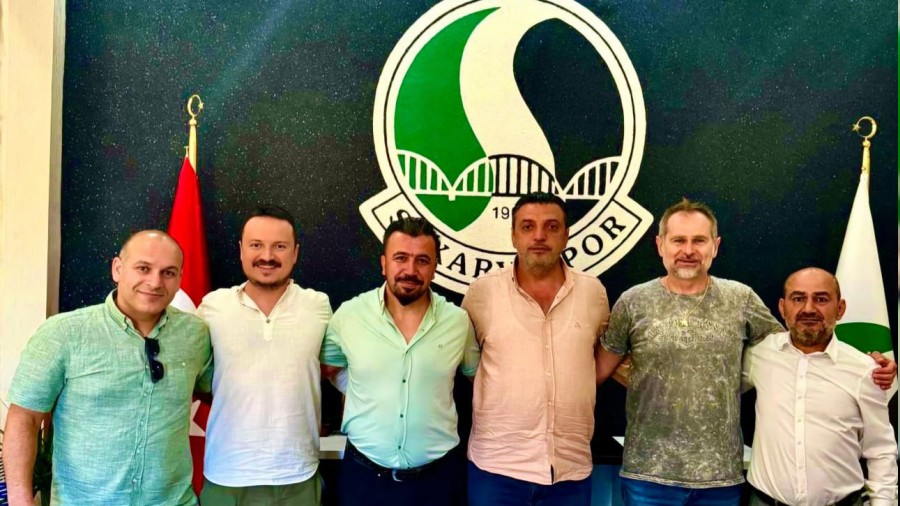 Tuzla Sakaryallar Dernei'nden Sakaryaspor Bakan'na ziyaret