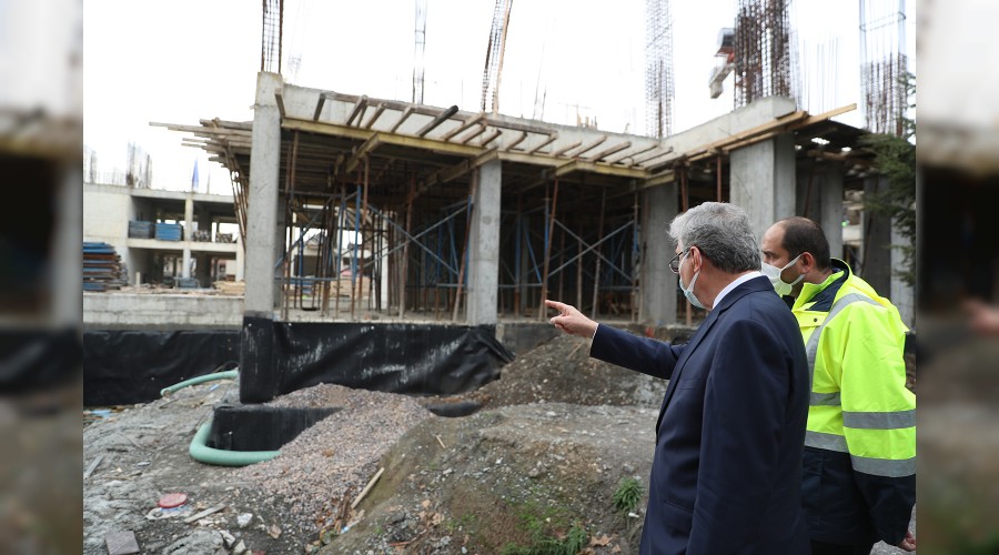 Şehrin yeni eğitim külliyesi yükseliyor