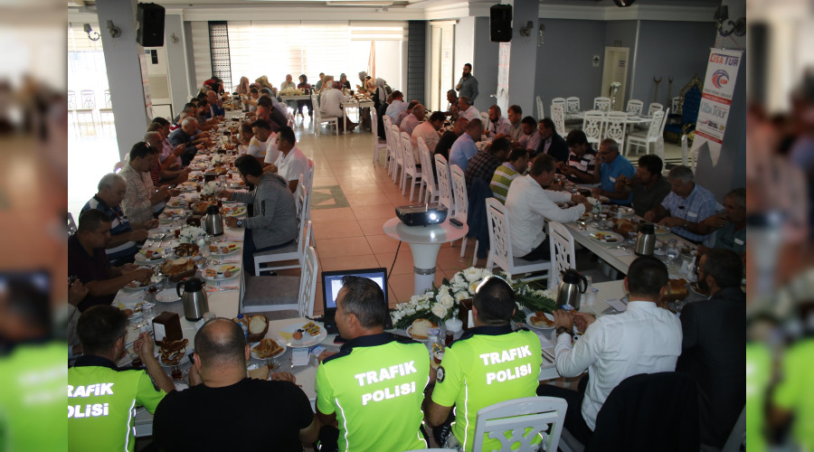 SERVS OFRLER VE HOSTESLERE TRAFK KURALI ETM VERLD?