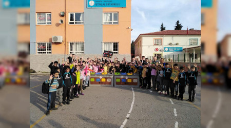 Geri D�n��t�r�yoruz Gelece�i De�i�tiriyoruz