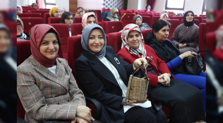 Kadnlar Gn Vesilesiyle limizde eitli Etkinlikler Dzenlendi