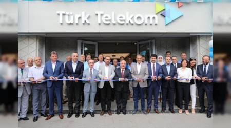 Yenilenen Sakarya Trk Telekom Mteri Merkezi Hizmete Ald