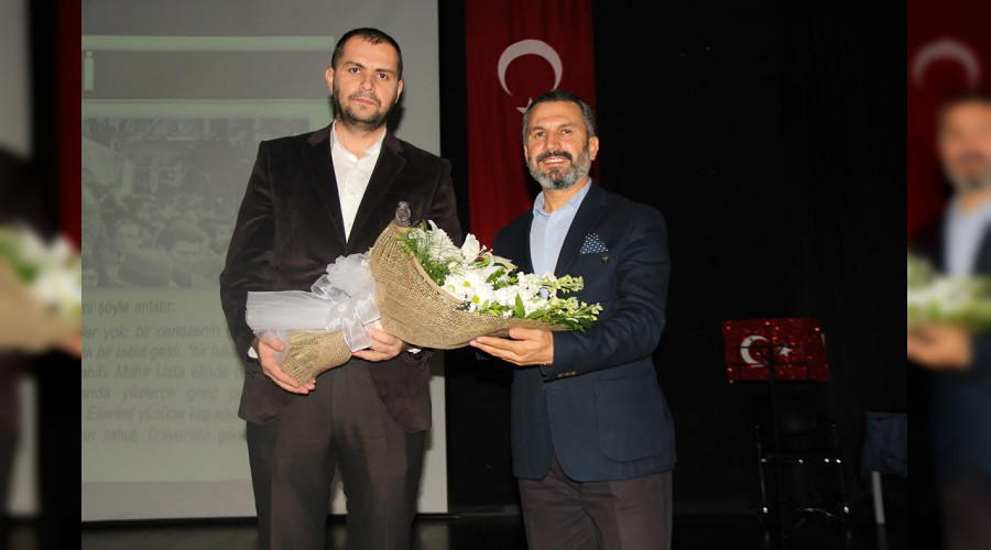 Yreinde vatan sevgisi olan ulvi bir airdir