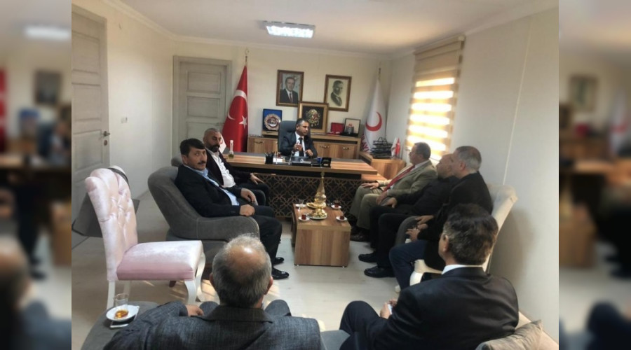BAKAN DORUSEVER'DEN KIZILAY ZYARET