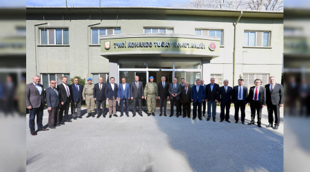 Sakarya i dnyasndan Garnizon Komutan'na ehitlerimiz iin Taziye Ziyareti