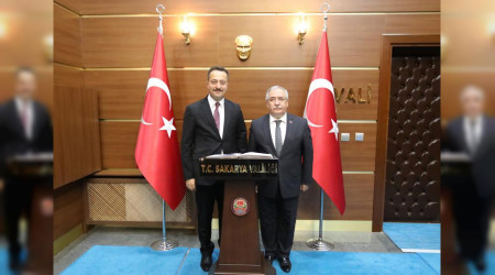 Bilecik Valisi �ent�rk'ten Vali Nayir'e Ziyaret