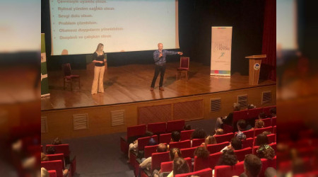 Birinci S�n�f ��retmenlerine ?Okul Ba�l�yor' E�itimi