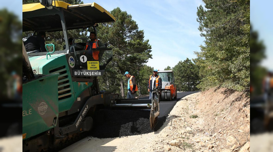 Bykehir asfalt ekipleri Tarakl'da