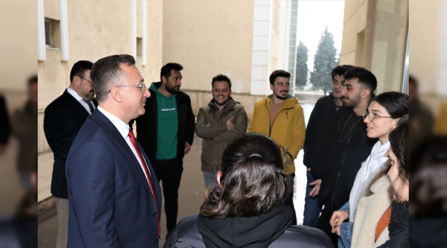 Genlerin Fikirleri Yolumuzu Aydnlatyor