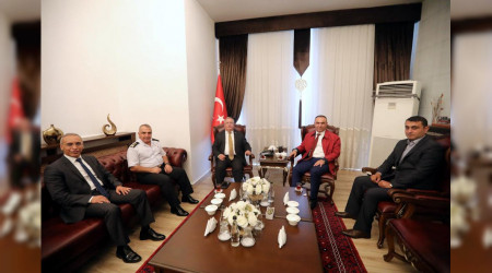 Kilis Valisi Soytrk ve Tmgeneral Ko'tan Vali Nayir'e Ziyaret