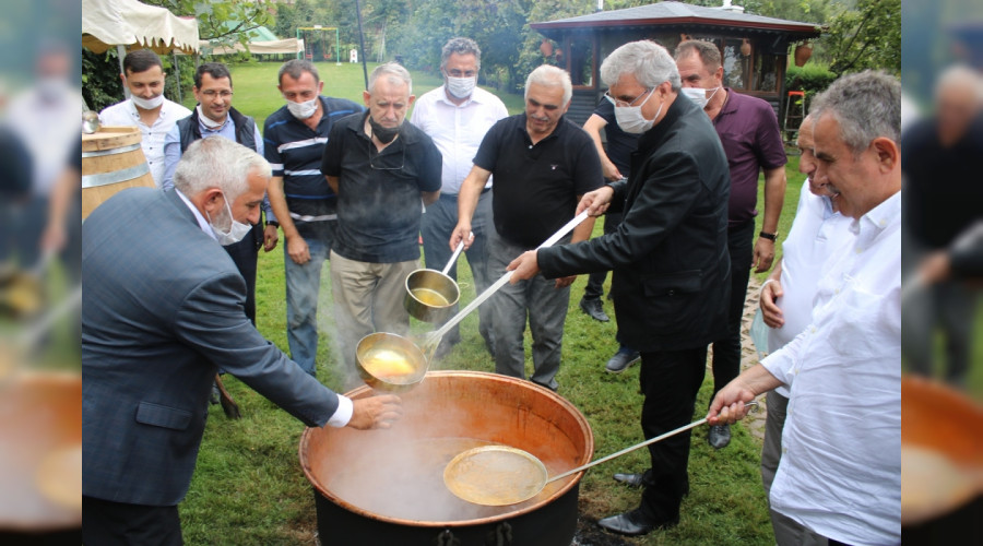 Sakarya'da; zmler Pekmeze dntrld