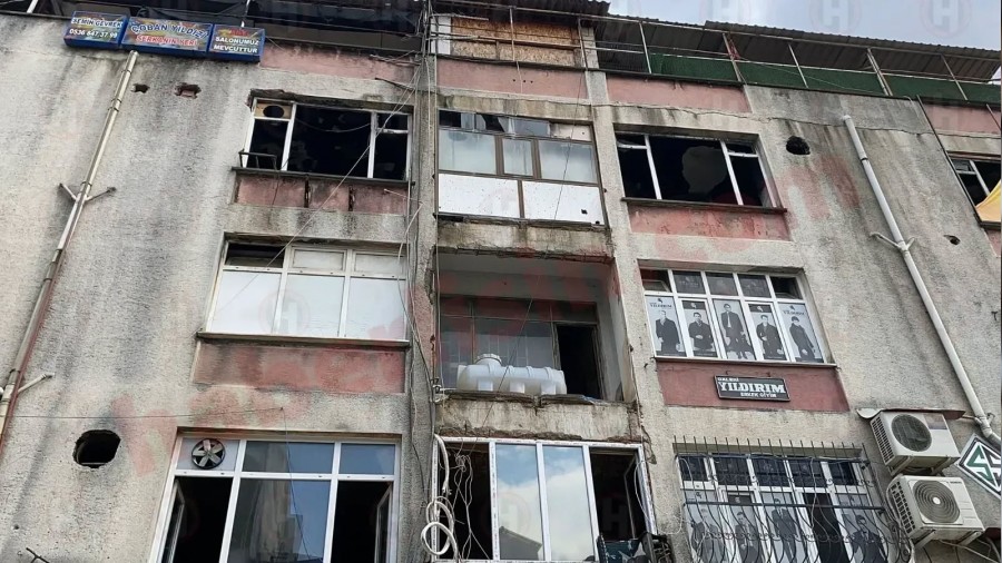 SAKARYA�DA VATANDA�LAR HALA HASARLI YAPILARDA YA�IYOR