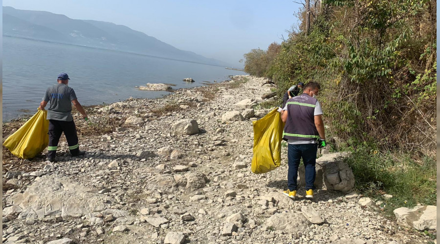Sapanca Gl'nn etraf temizlendi