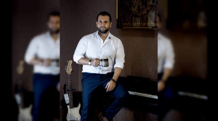 Bu adamla konuan kilo veriyor!