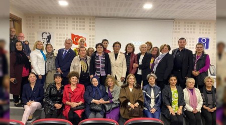 Kahraman Trk Kadnlar Tiyatro Topluluundan 25 Kasma anlaml program