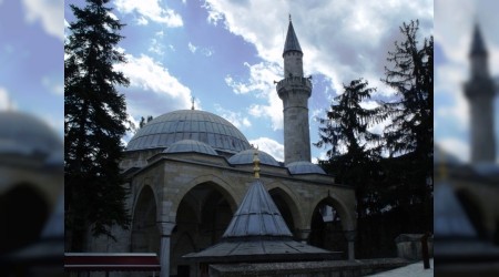 Tarihi Kurunlu Camii lgi Bekliyor