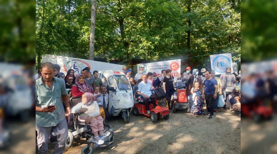 Sakarya'da engelliler l Orman'nda dzenlenen piknikte bir araya geldi