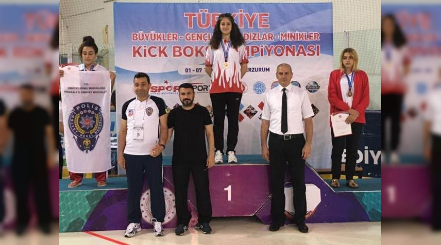 KickBoksçulardan 11 Madalya