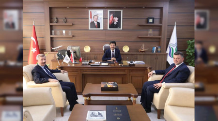 Mercan ve Sar�'dan Rekt�r Sar�b�y�k'a Ziyaret