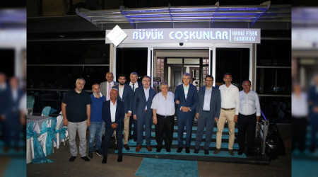 Büyük Coşkunlar; havai fişek gösterisi işlinde bu yıl 170 çocuğu sünnet ettirdi