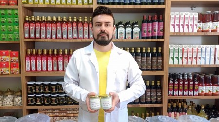 Arlara doal zm; ayolu Aktardan kuyruk yal ve bamya tohumlu krem