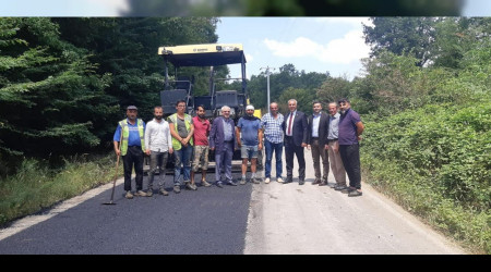 Hendek'te y�zler g�l�yor