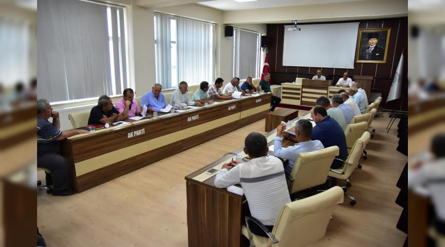 Bakan YardmclarMuhtarlarla Bir Araya Geldi