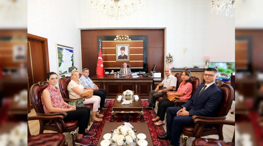 K�lt�r ve Turizm Bakanl��� Heyeti Vali Nayir'i Ziyaret Etti