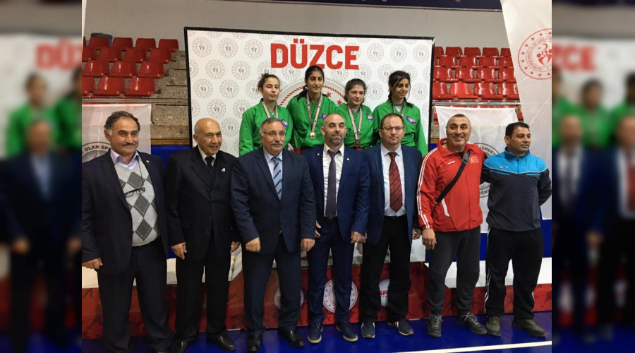 Sakarya'llar Dzce'de Madalyalar Toplad