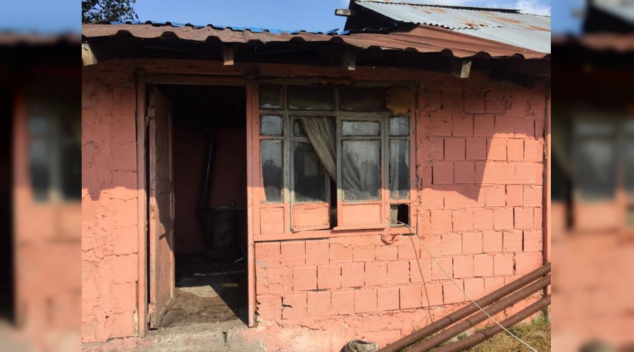 K�MSE �ARES�Z VE YALNIZ DE��L