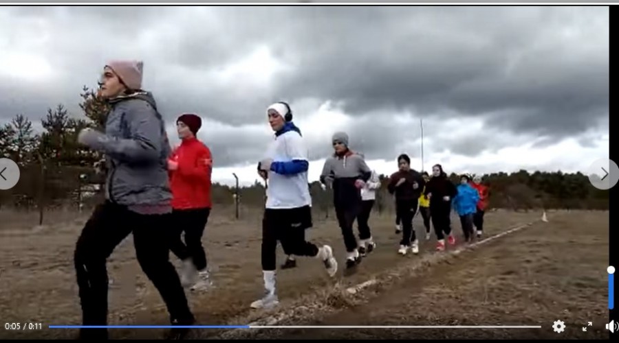 M�LL� BOKS�R�M�Z ECE ED�Z FAVOR� �S�MLER ARASINDA 